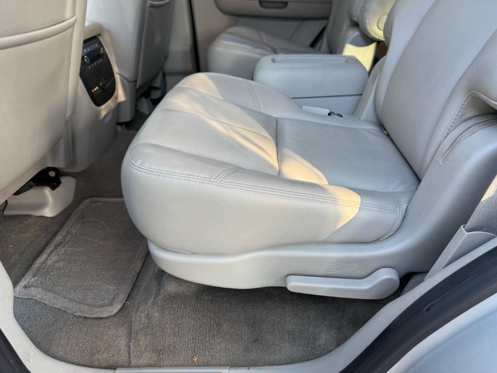 2014 Chevrolet Tahoe - $10,900