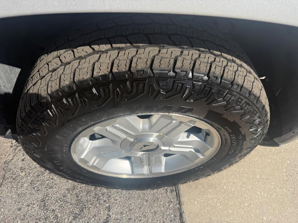 2014 Chevrolet Tahoe - $10,900