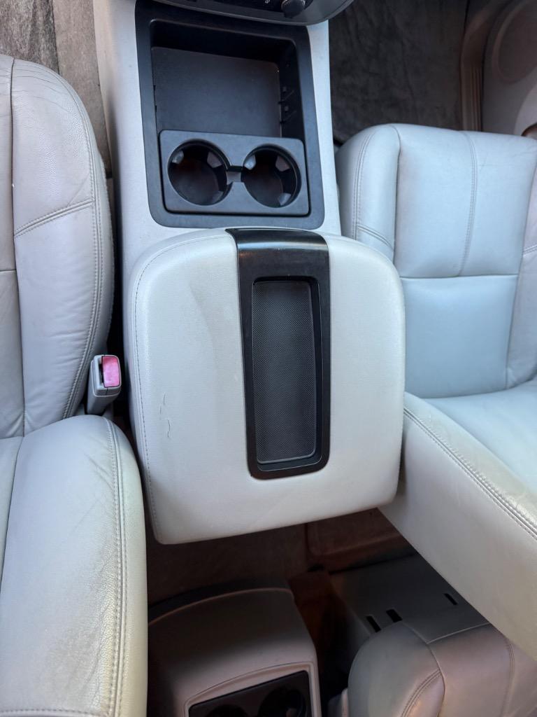 2014 Chevrolet Tahoe - $10,900