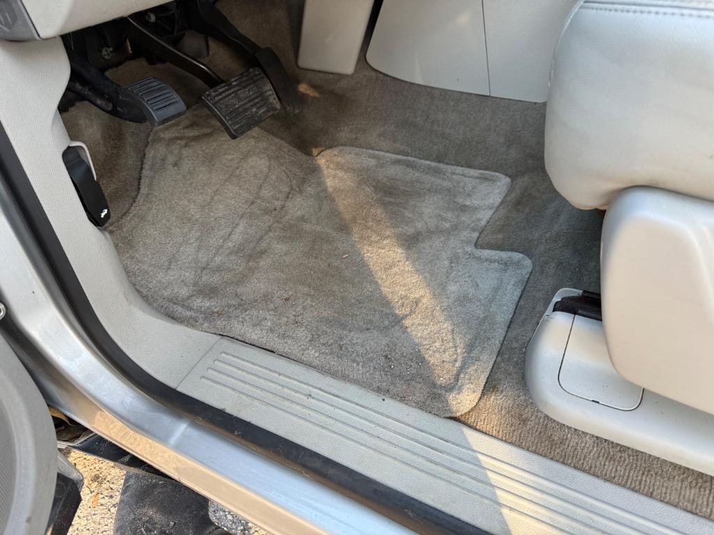 2014 Chevrolet Tahoe - $10,900