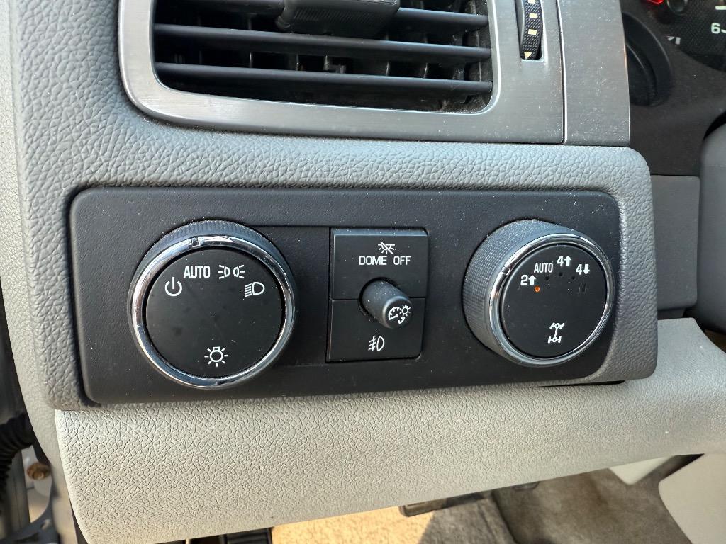 2014 Chevrolet Tahoe - $10,900