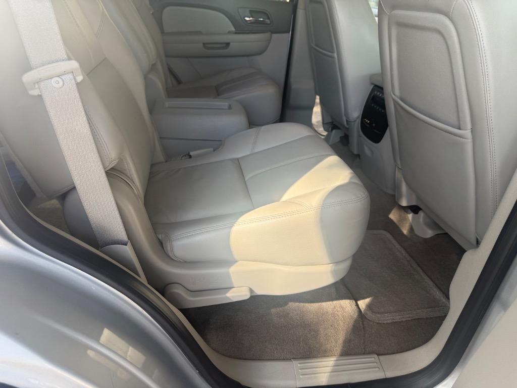 2014 Chevrolet Tahoe - $10,900