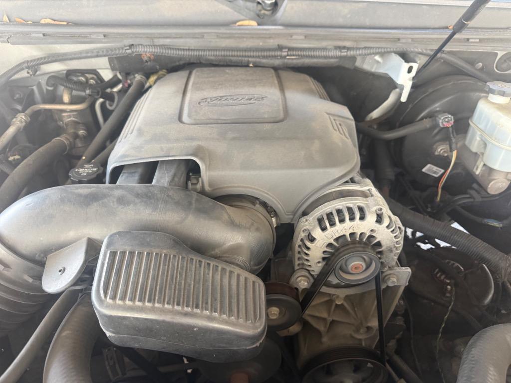 2014 Chevrolet Tahoe - $10,900