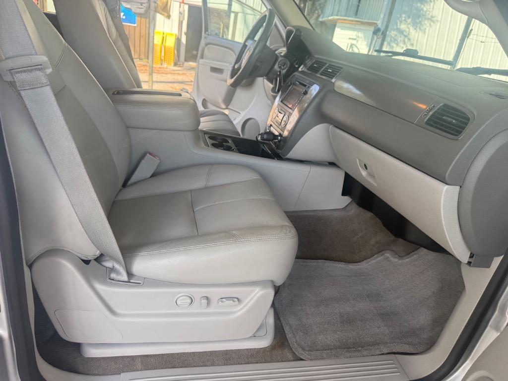 2014 Chevrolet Tahoe - $10,900
