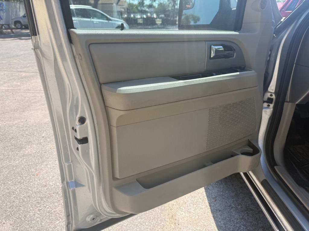 2012 Ford Expedition - $6,900
