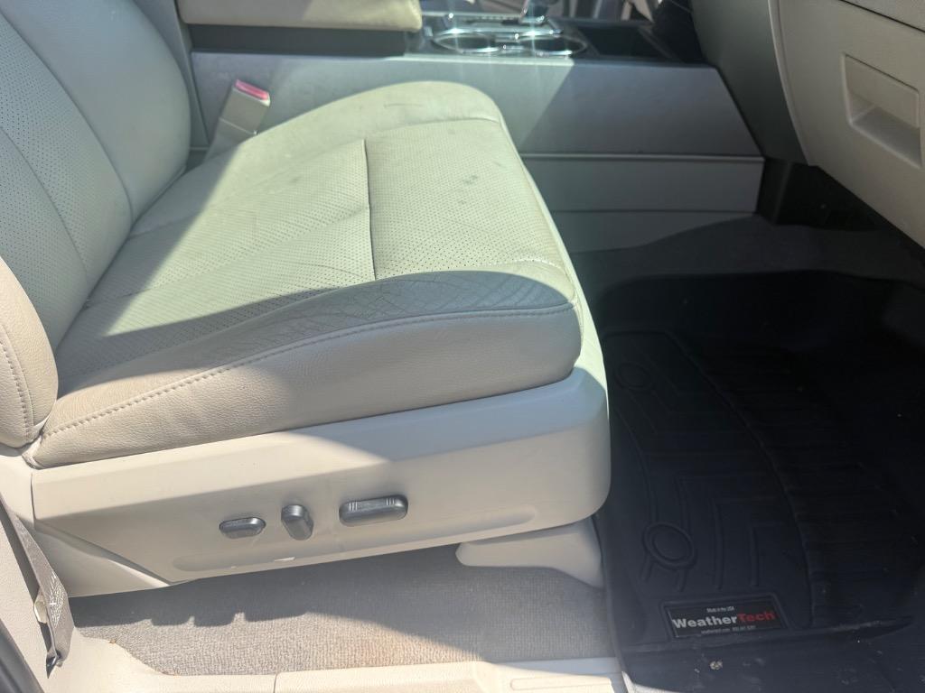 2012 Ford Expedition - $6,900