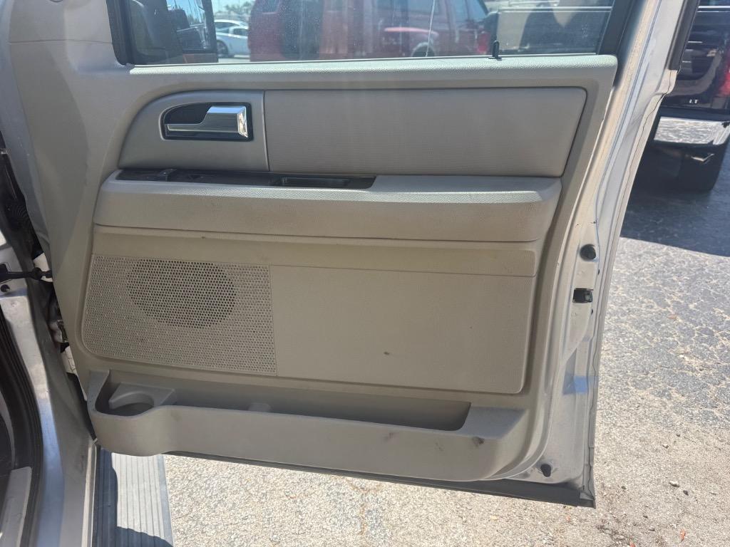 2012 Ford Expedition - $6,900