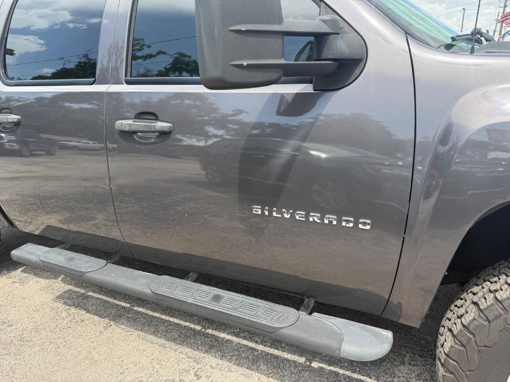 2011 Chevrolet Silverado - $14,900