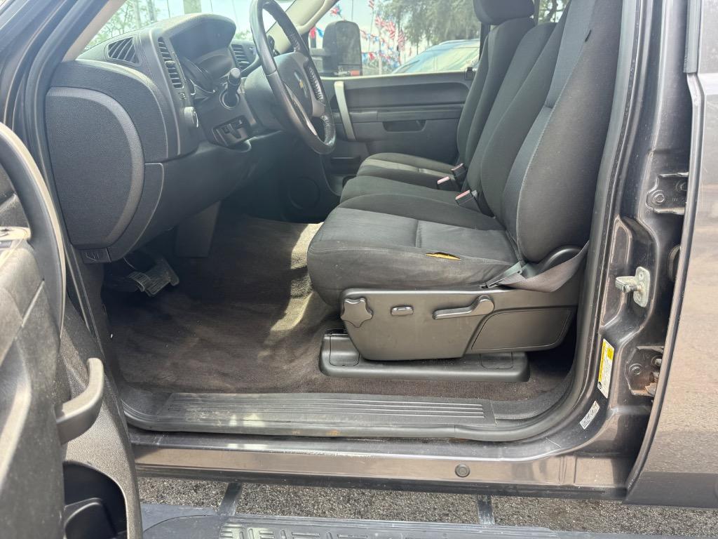 2011 Chevrolet Silverado - $14,900