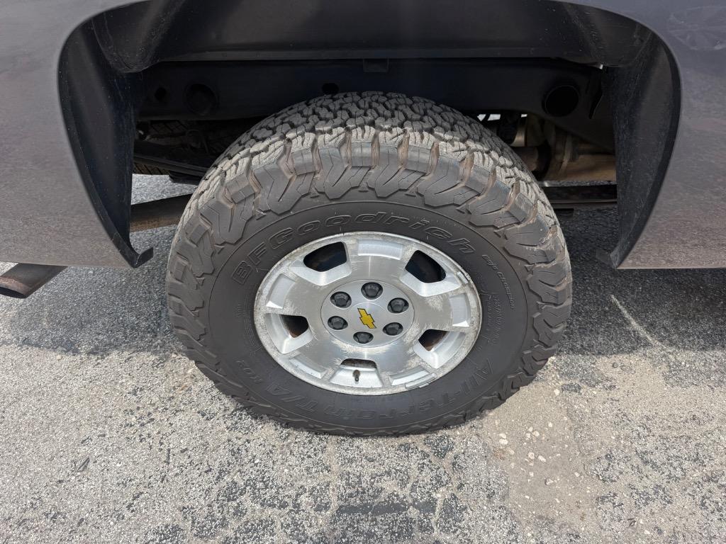 2011 Chevrolet Silverado - $14,900