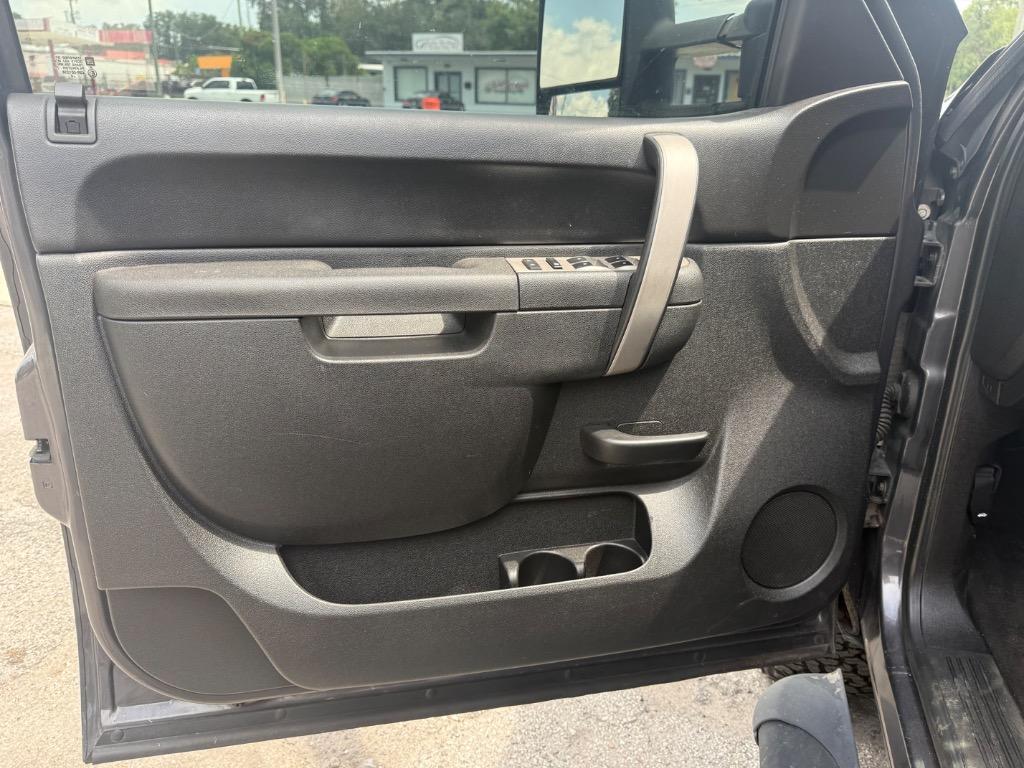 2011 Chevrolet Silverado - $14,900