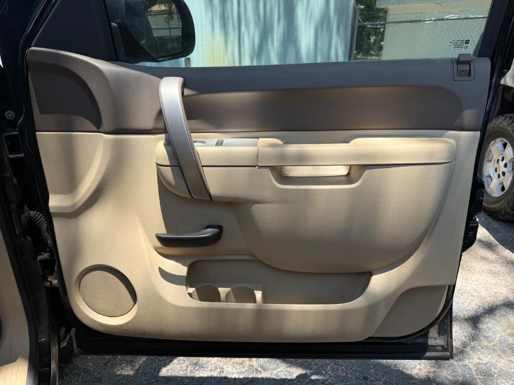 2013 Chevrolet Silverado 1500 - $6,900