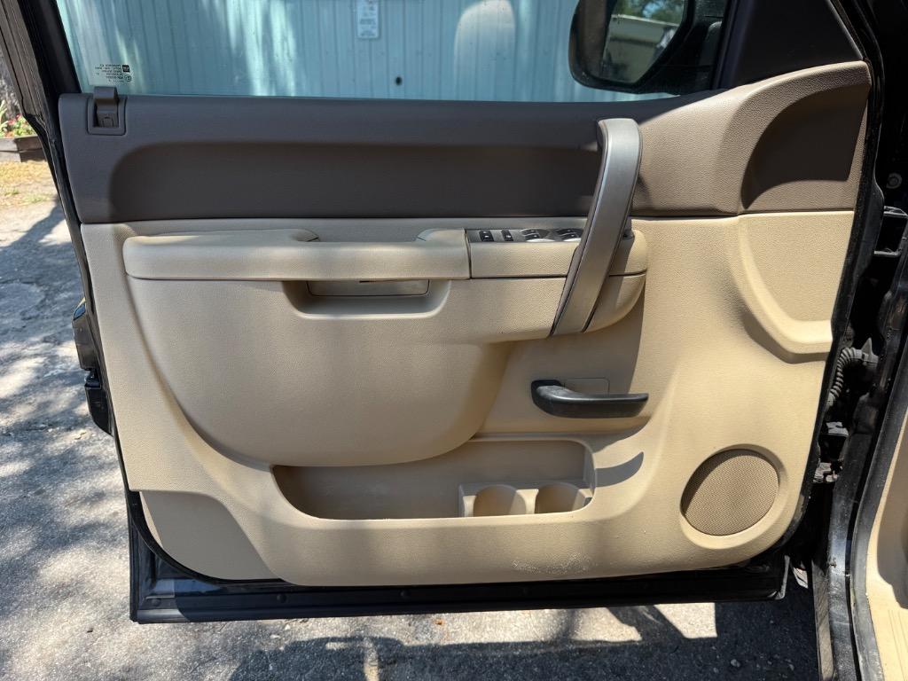 2013 Chevrolet Silverado 1500 - $6,900