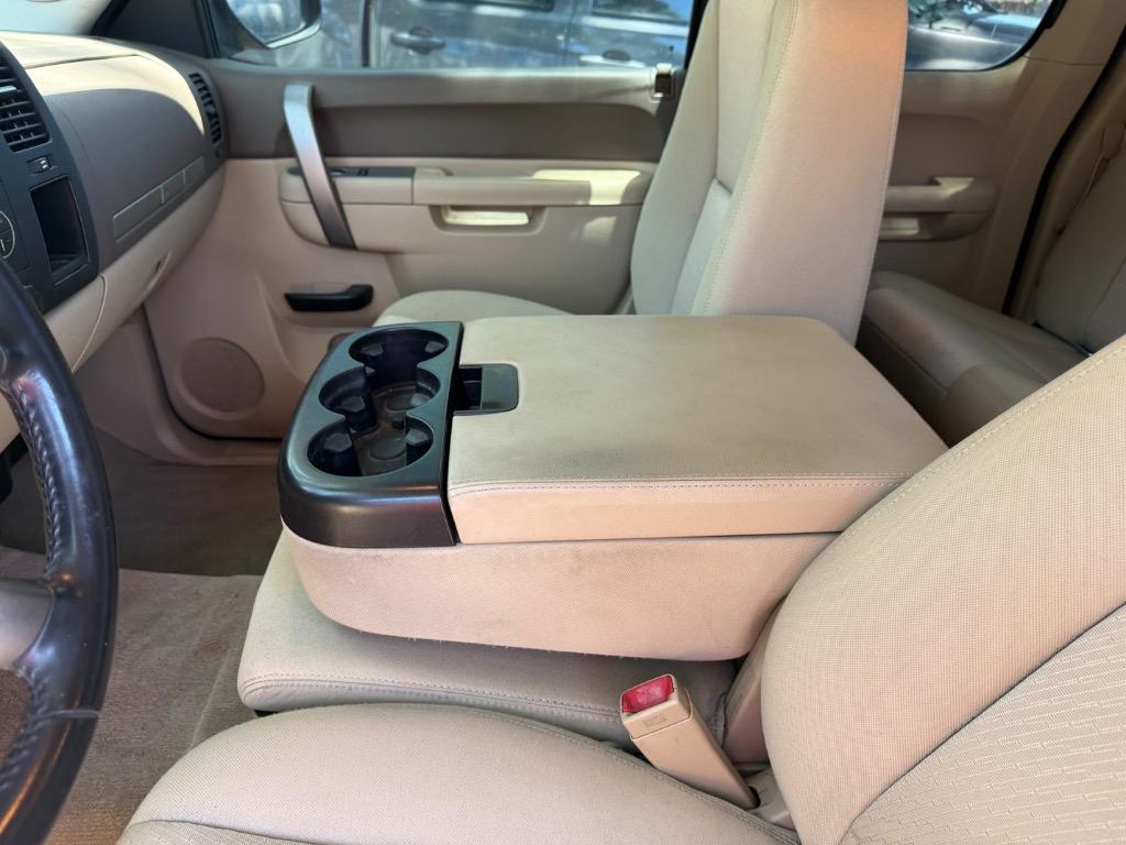 2013 Chevrolet Silverado 1500 - $6,900
