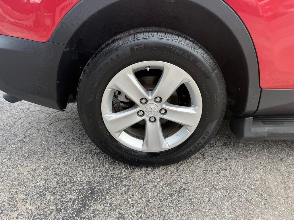 2013 Toyota RAV4 - $13,900