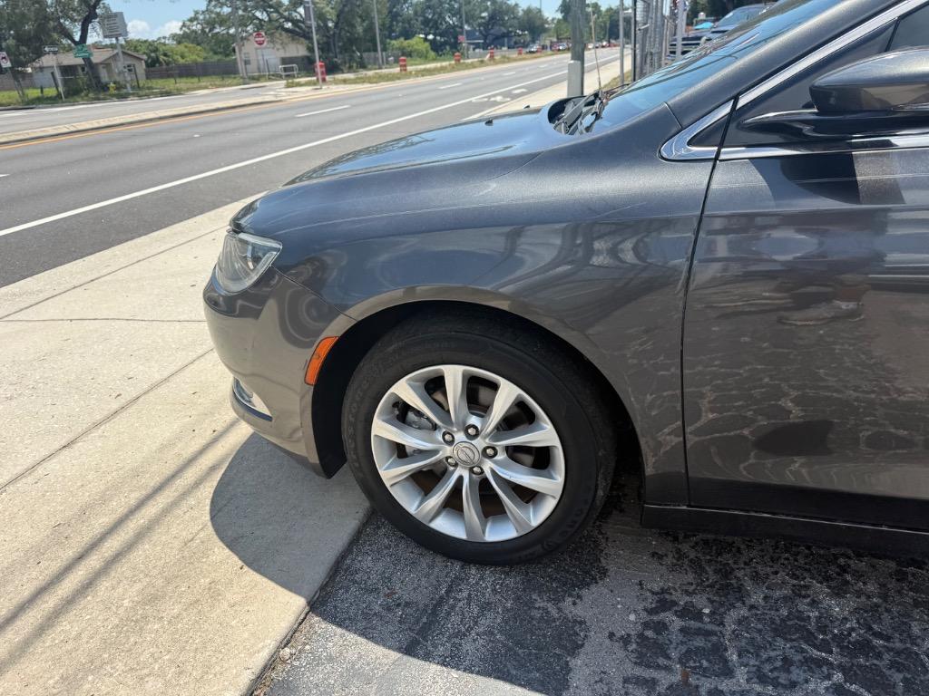 2015 Chrysler 200 - $8,900