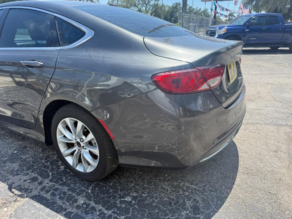 2015 Chrysler 200 - $8,900