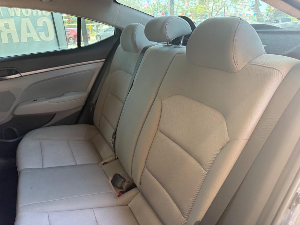 2018 Hyundai Elantra - $14,900
