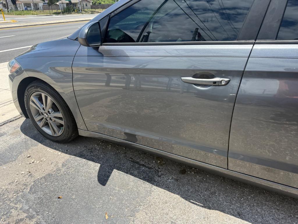 2018 Hyundai Elantra - $14,900