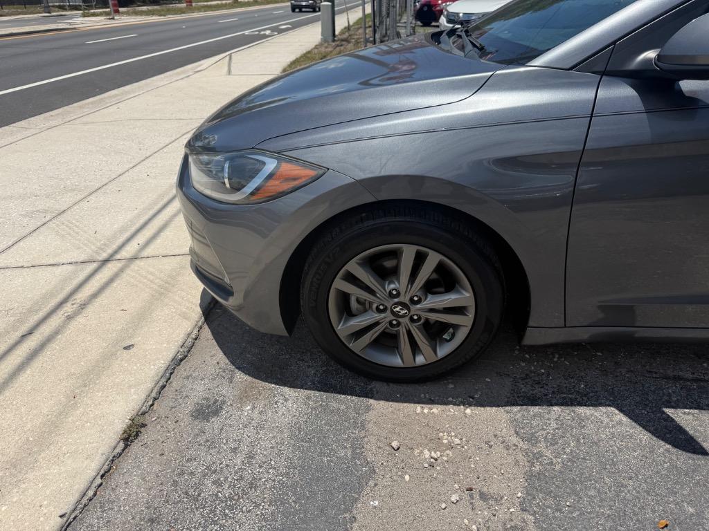 2018 Hyundai Elantra - $14,900