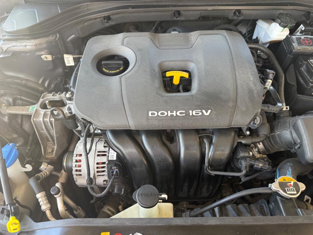 2018 Hyundai Elantra - $14,900