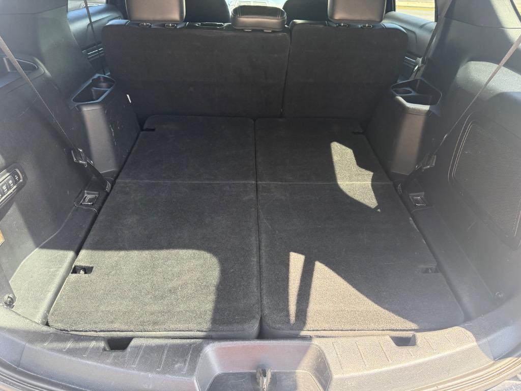 2018 Ford Explorer - $17,900