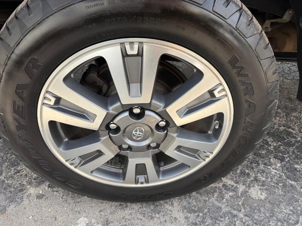 2015 Toyota Tundra - $14,900