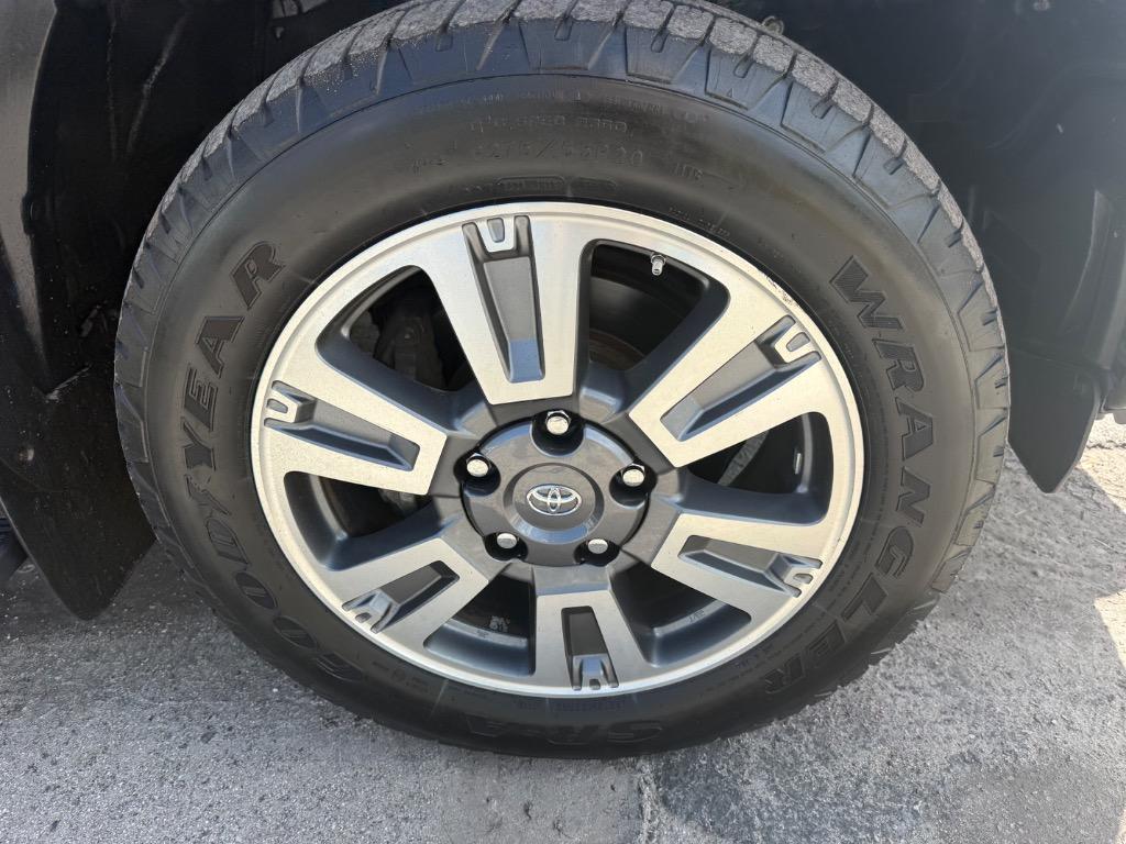 2015 Toyota Tundra - $14,900