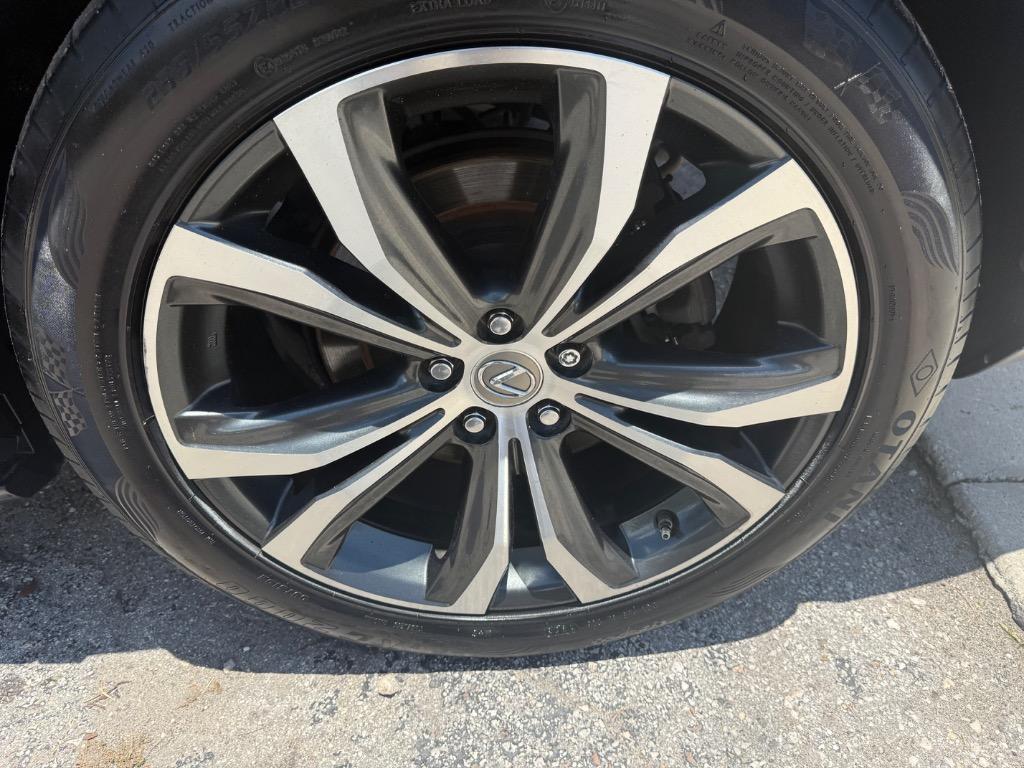 2017 Lexus RX - $19,900