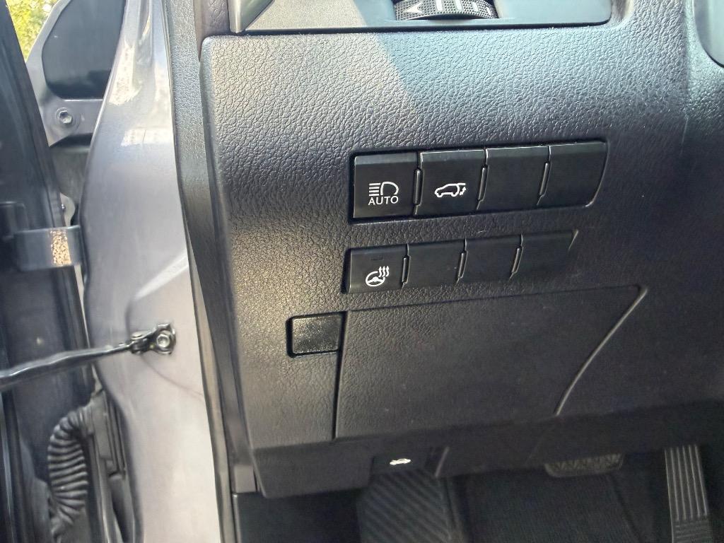 2017 Lexus RX - $19,900