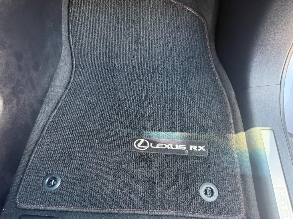 2017 Lexus RX - $19,900