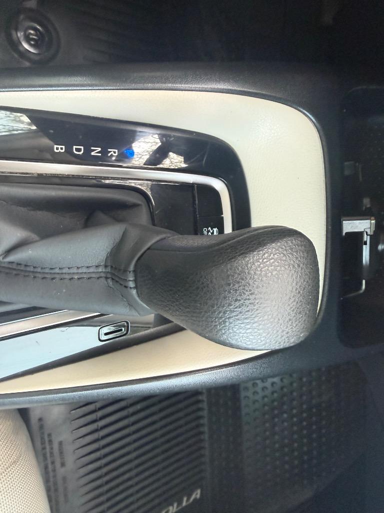 2021 Toyota Corolla - $14,900