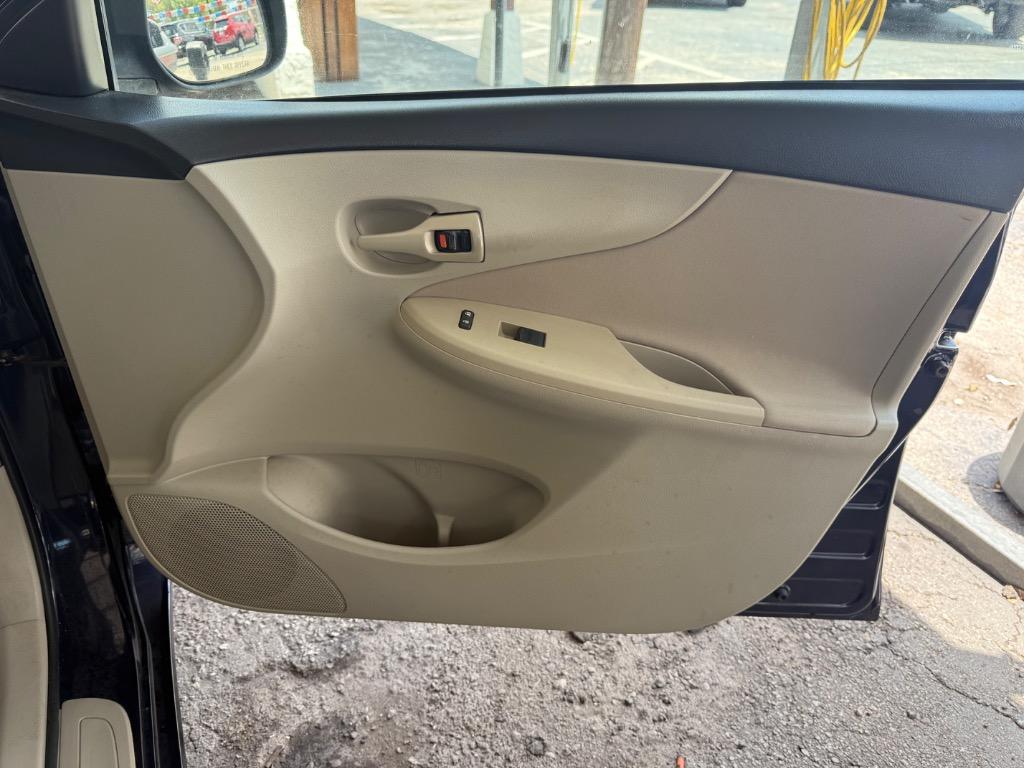 2013 Toyota Corolla - $12,900