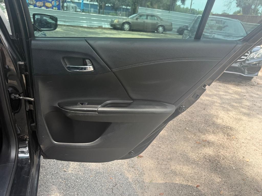 2013 Honda Accord - $9,900