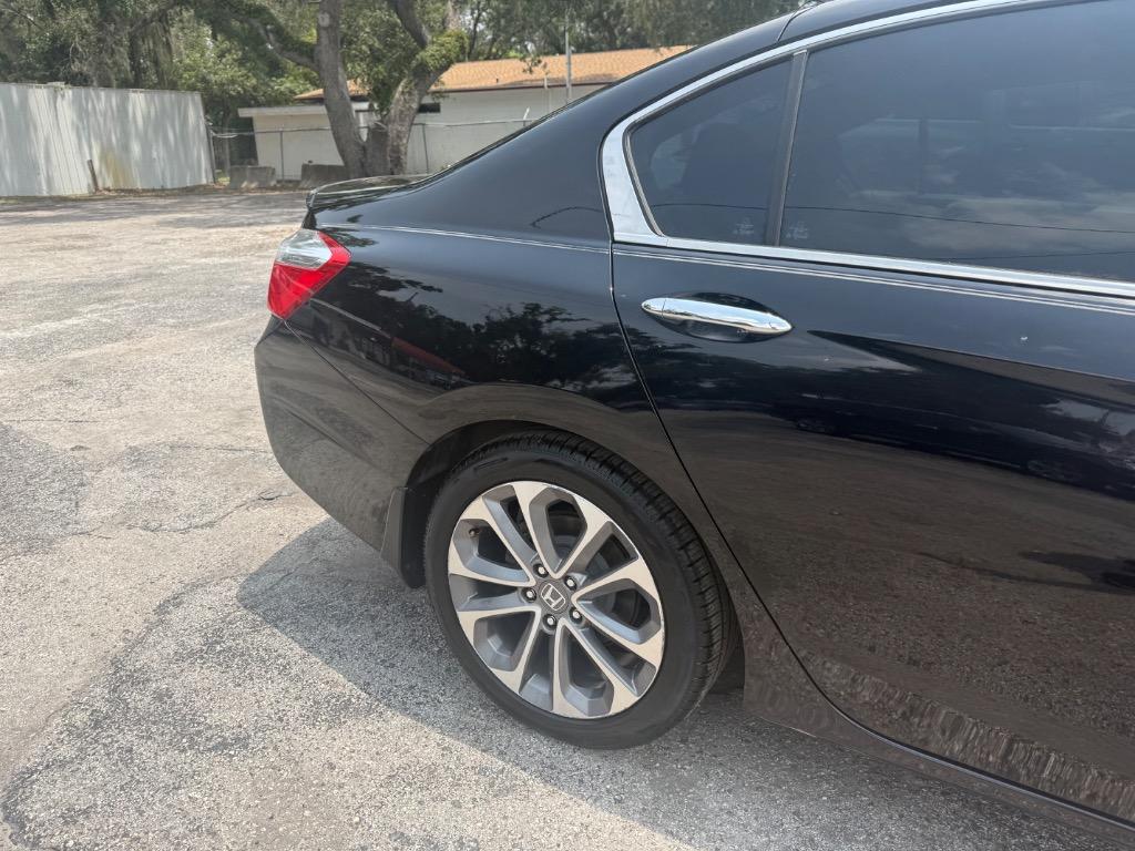 2013 Honda Accord - $9,900