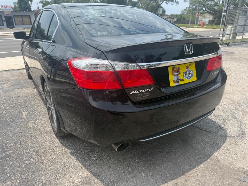 2013 Honda Accord - $9,900