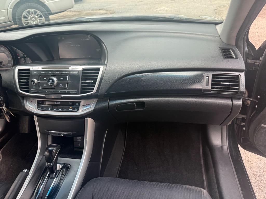 2013 Honda Accord - $9,900