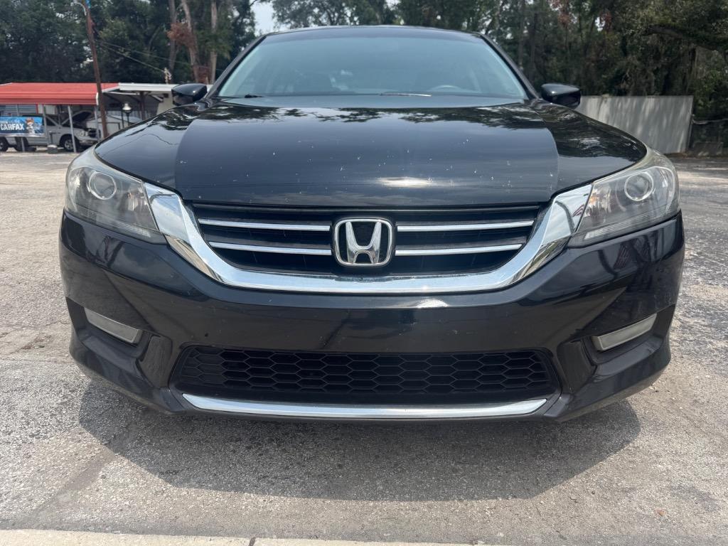 2013 Honda Accord - $9,900