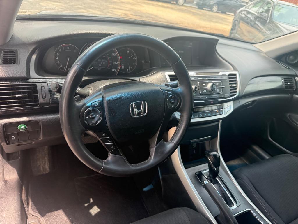 2013 Honda Accord - $9,900