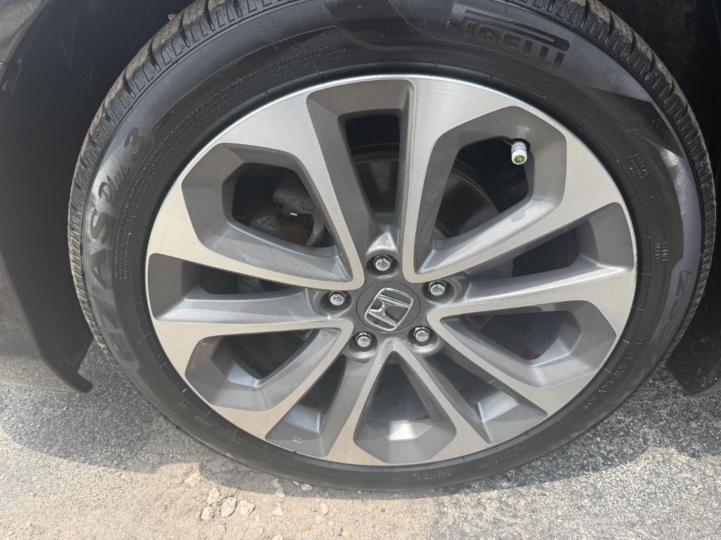 2013 Honda Accord - $9,900