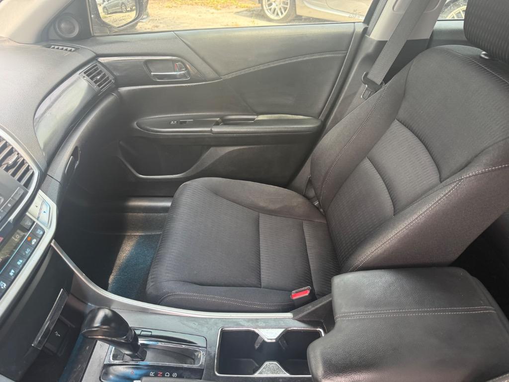 2013 Honda Accord - $9,900