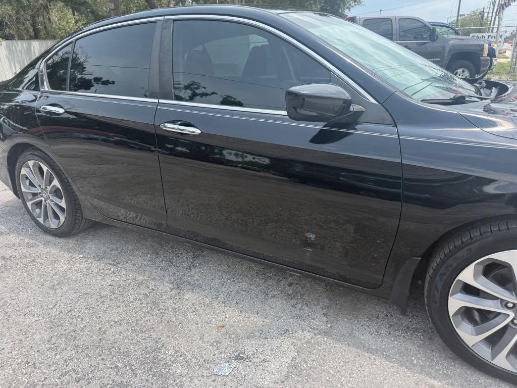 2013 Honda Accord - $9,900