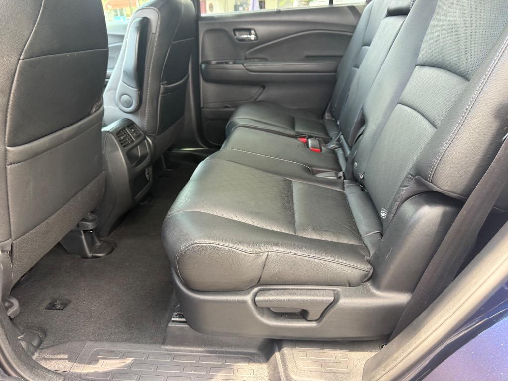 2019 Honda Passport - $21,900