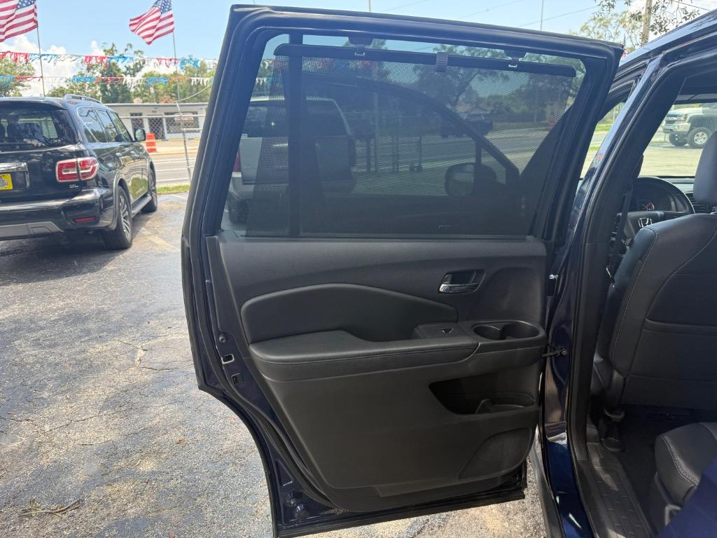2019 Honda Passport - $21,900