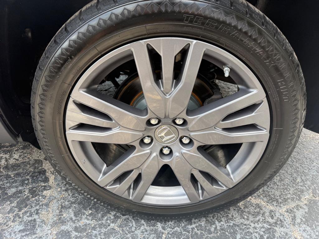 2019 Honda Passport - $21,900