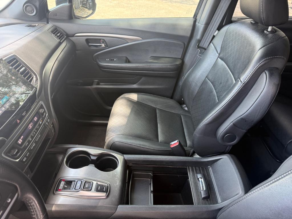 2019 Honda Passport - $21,900