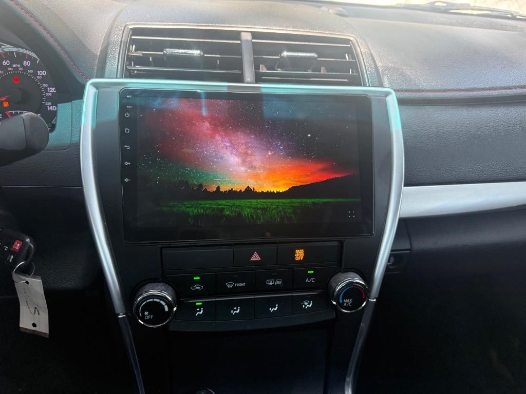 2017 Toyota Camry - $8,900