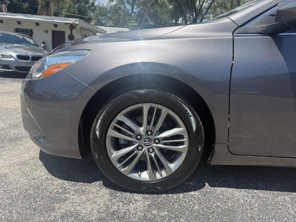 2017 Toyota Camry - $8,900