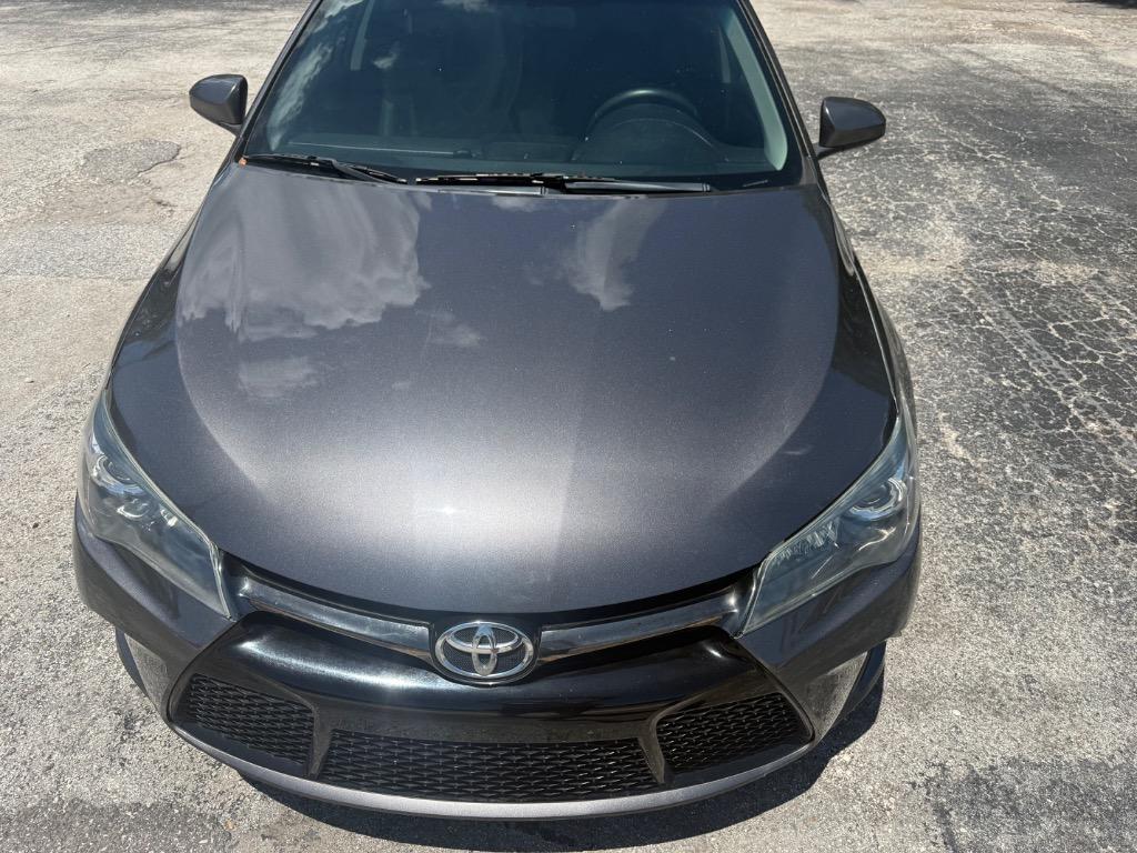 2017 Toyota Camry - $8,900