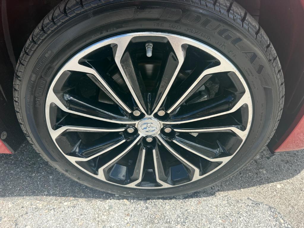 2014 Toyota Corolla - $7,900